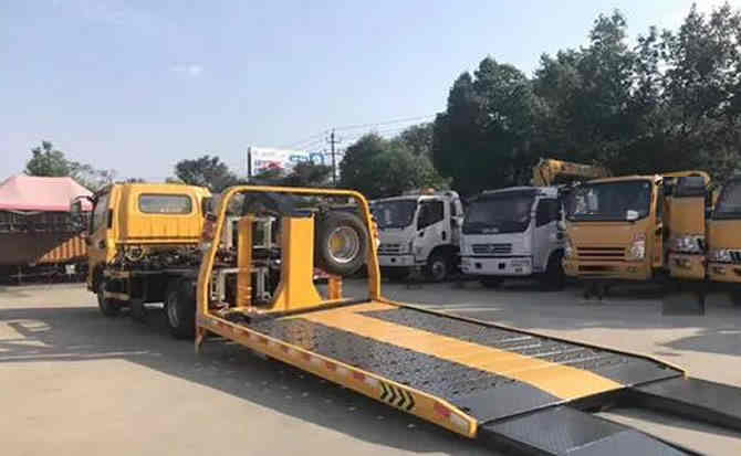 洪雅汽车中途维修案例